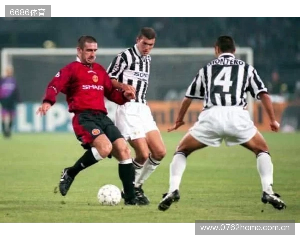 曼晚：阿马德可胜任右翼卫位置，但曼联需再引进一名左翼卫