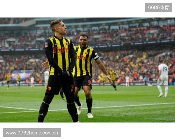 世体:巴萨不想让贝尔纳尔重蹈覆辙;球员团队冬窗会做评估 世体:巴萨不想让贝尔纳尔重蹈覆辙;球员团队冬窗会做评估